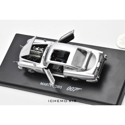 Diecast 1:43 Scale DB5 007 with Doll Alloy Simulation Vehicle Model Finished Simulation Collection Decoration Gift Display