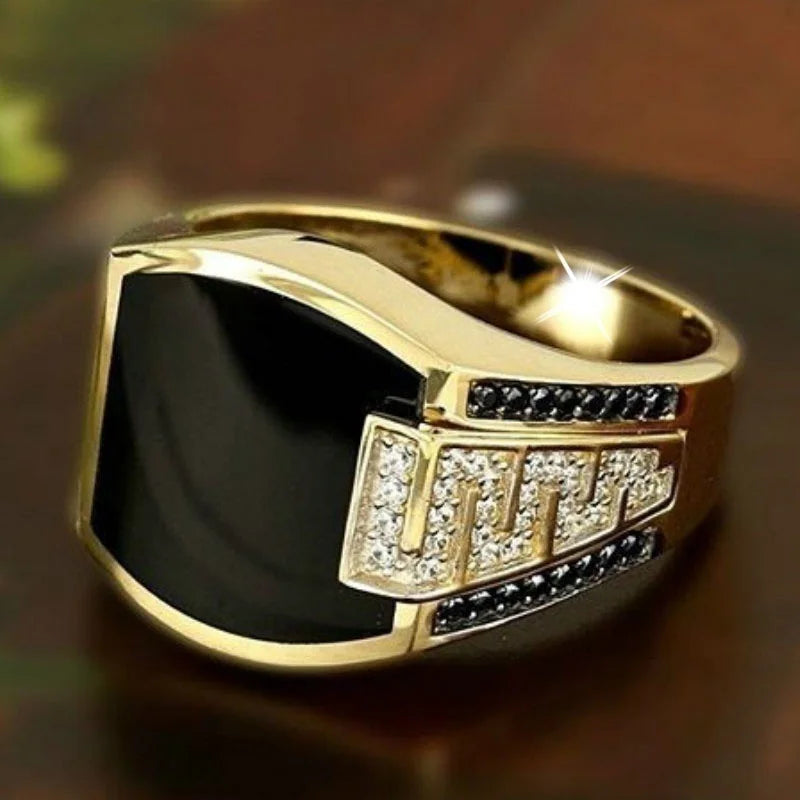 Classic Black Stone Men’s Ring – Gold Inlaid Edition