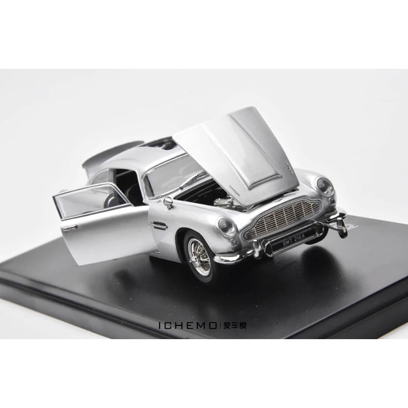 Diecast 1:43 Scale DB5 007 with Doll Alloy Simulation Vehicle Model Finished Simulation Collection Decoration Gift Display